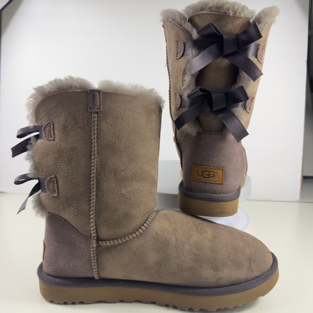 UGG Bailey‎ Bow II Stormy Grey Suede Shearling Boots Women's Size 10 Mid-Calf - Picture 10 of 11
